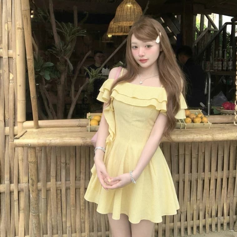 Váy trễ vai hai dây đũi kẻ dáng xòe phối bèo phong cách tiểu thư Hàn Quốc 24Febstudio VVN0023