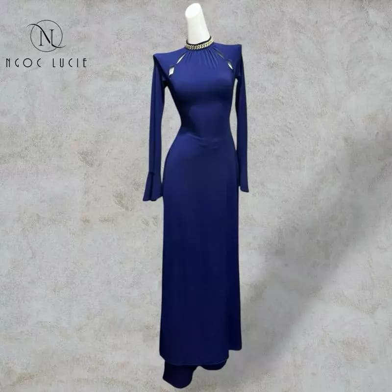 S358 - Set Áo Dài Thiết Kế Khoét Cách Điệu Đính Đá Tay Loe + Quần Suông Dài - Ngọc Lucie