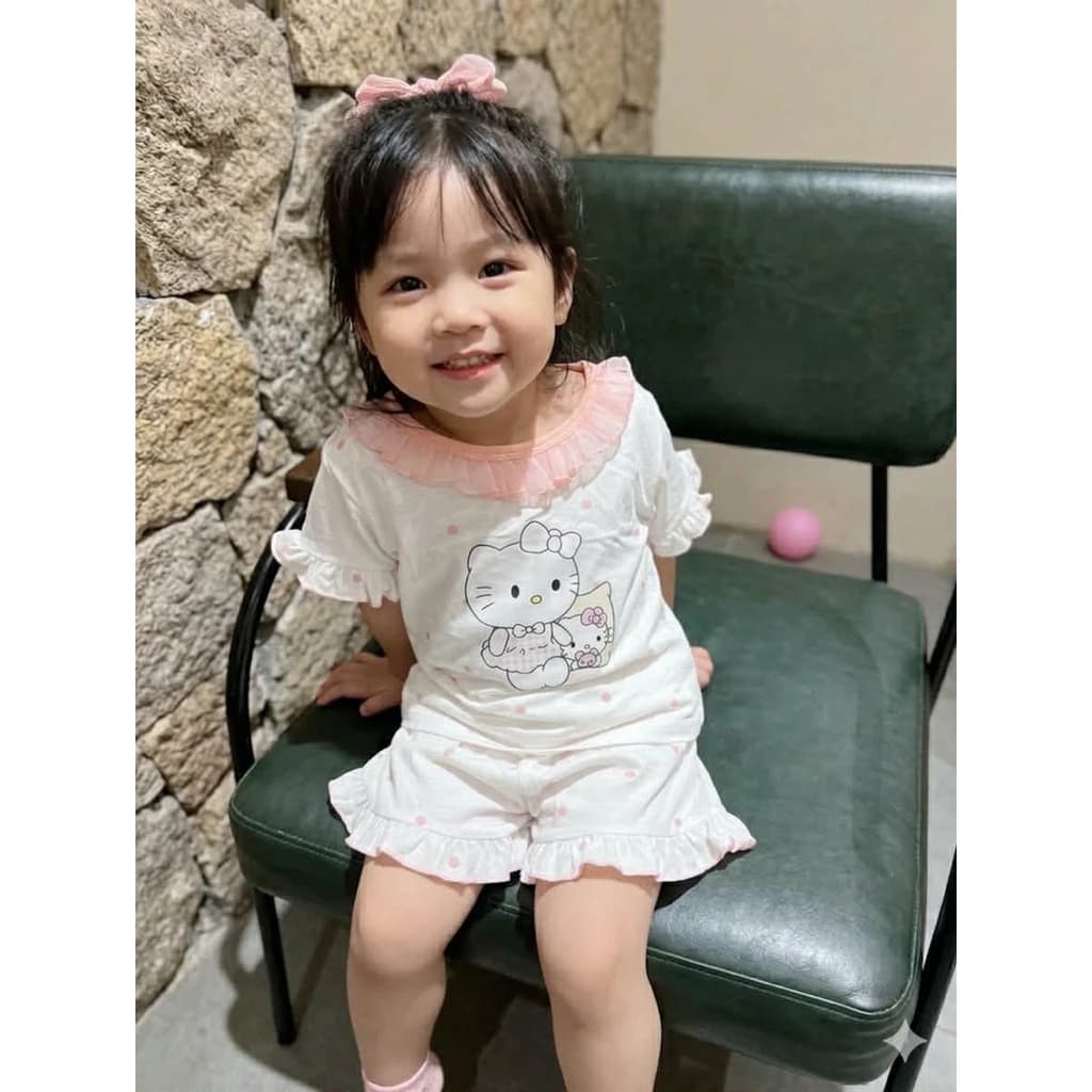 bộ quần áo cộc bé gái phối bèo cổ in hoạ tiết xinh xắn cho bé gái