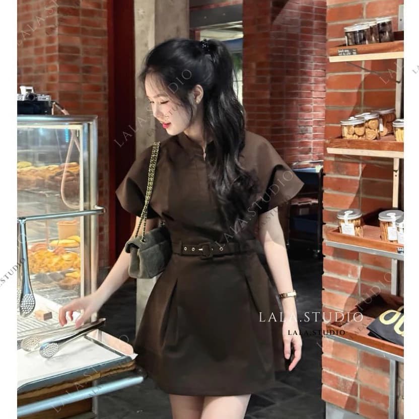 Bobee•LALASTUDIO• Váy kaki cổ v tay hến siết eo chân váy tùng xoè cao cấp tiểu thư thanh lịch. chuẩn ảnh mẫu