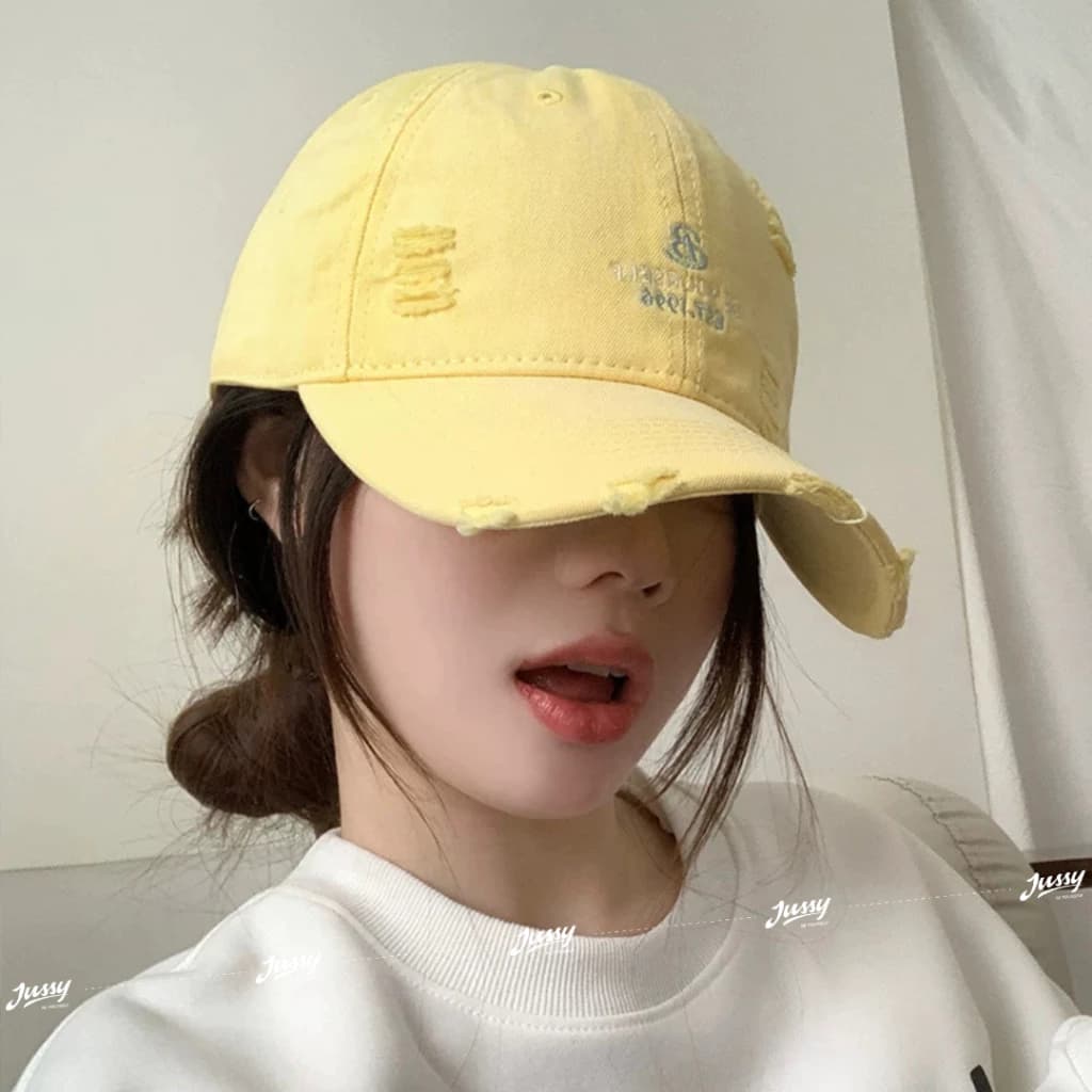 Mũ Lưỡi Trai 1996 Vàng Pastel Jussy Official Nón Cặp Đôi Vải Form Mềm Unisex Thêu Chữ Hàn Quốc Mũ Baseball Basic Dễ Phối