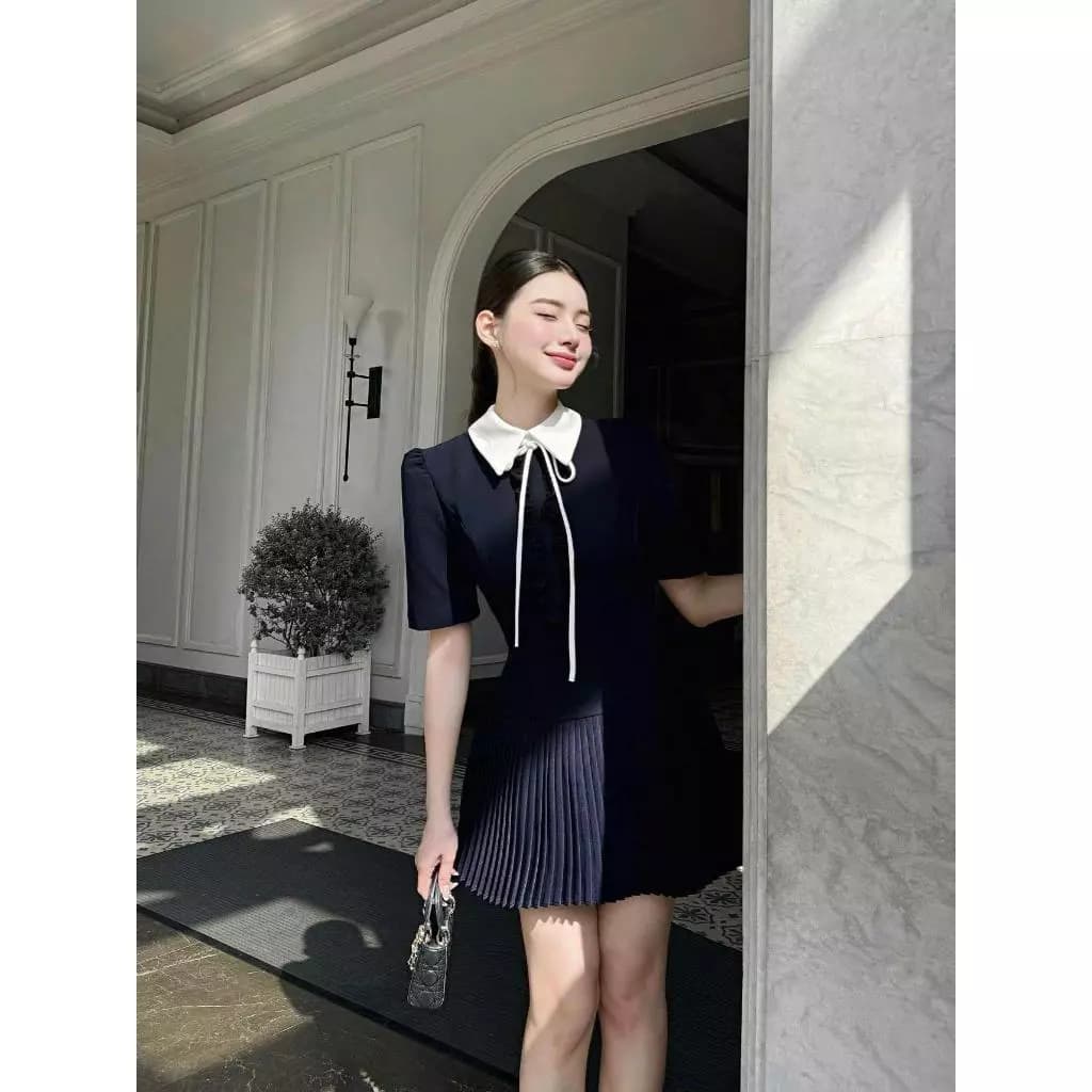 Đầm xếp ly dáng ngắn phối nơ cổ - BLUE DRESS