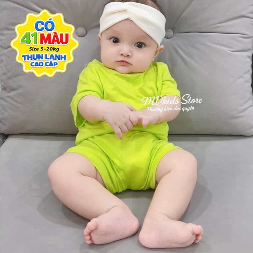 Bộ quần áo cộc tay thun lạnh MDKIDS cho bé trai và bé gái 5-15kg.