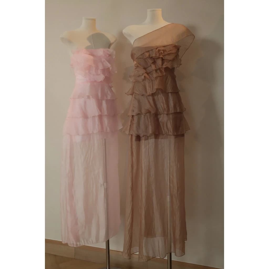 Đầm lệch vai thiết kế tầng thời trang dạo phố basic - ROSALIE RUFFLE DRESS