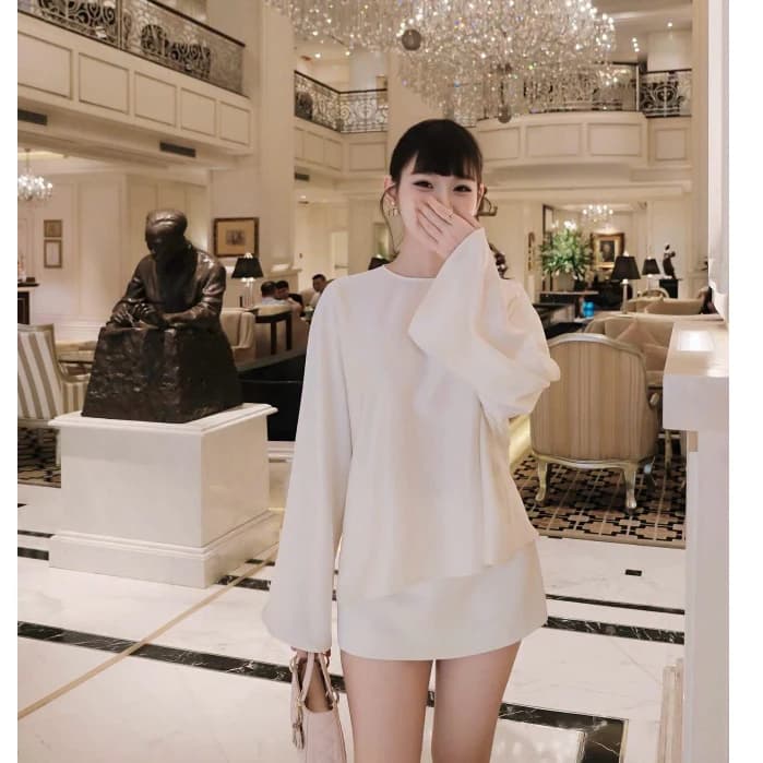 LYN- SET BỌ NỮ ÁO DÀI TAY LOE MIX CHÂN VÁY NGẮN NỮ TRẮNG DNC RK