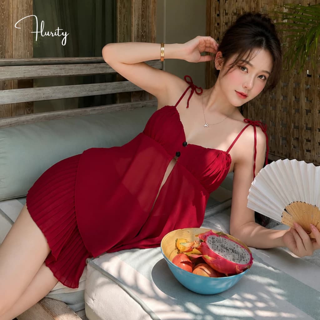 Set Thiết Kế Bộ Đồ Ngủ Mặc Nhà Hai Dây Cột Nơ Áo Von Xếp Ly Ngực Xẻ Tà Gợi Cảm Quần Cộc Dập Ly FLURITY - VOANA BNVOTR395