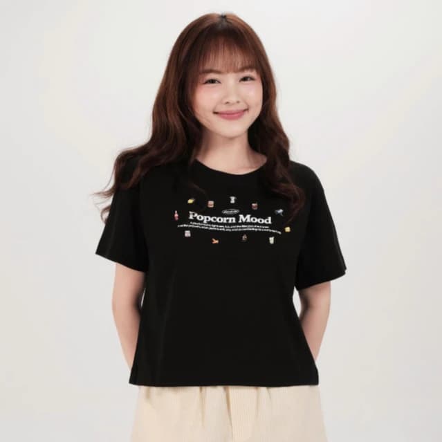 Áo Thun Boxy Nữ Form Dáng Ngắn Mặc Thường Ngày, Áo Phông Đen Trắng Dễ Thương2 Siêu Xinh - POPTEE