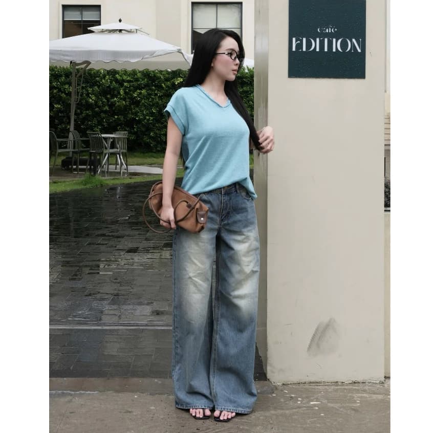 Quần jeans suông wax túi nắp sau URATV