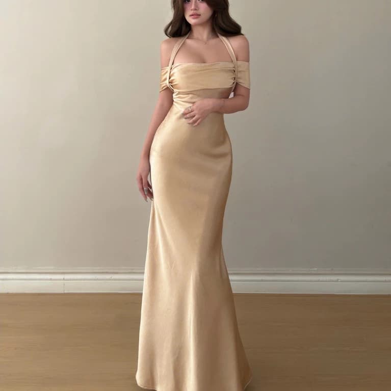 Đầm lụa cổ yếm dáng dài thanh lịch - LAMI DRESS