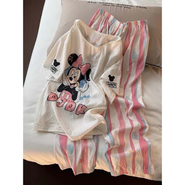 𝐂𝐡𝐚𝐫𝐥𝐨𝐭𝐭𝐞.𝐨𝐝_ Set Áo Thun Cộc Tay Chuột Min.nie + Quần Dài Hoạ Tiết Chất Đũi Thoải Mái Xinh Xỉu