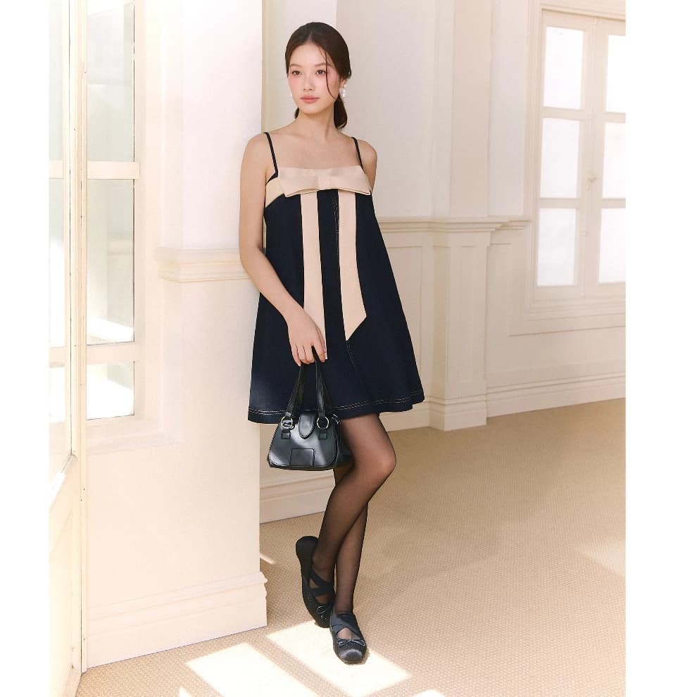Đầm hai dây denim THE C.I.U, váy ngắn chữ A đính nơ bản to - Mariko Dress - C17