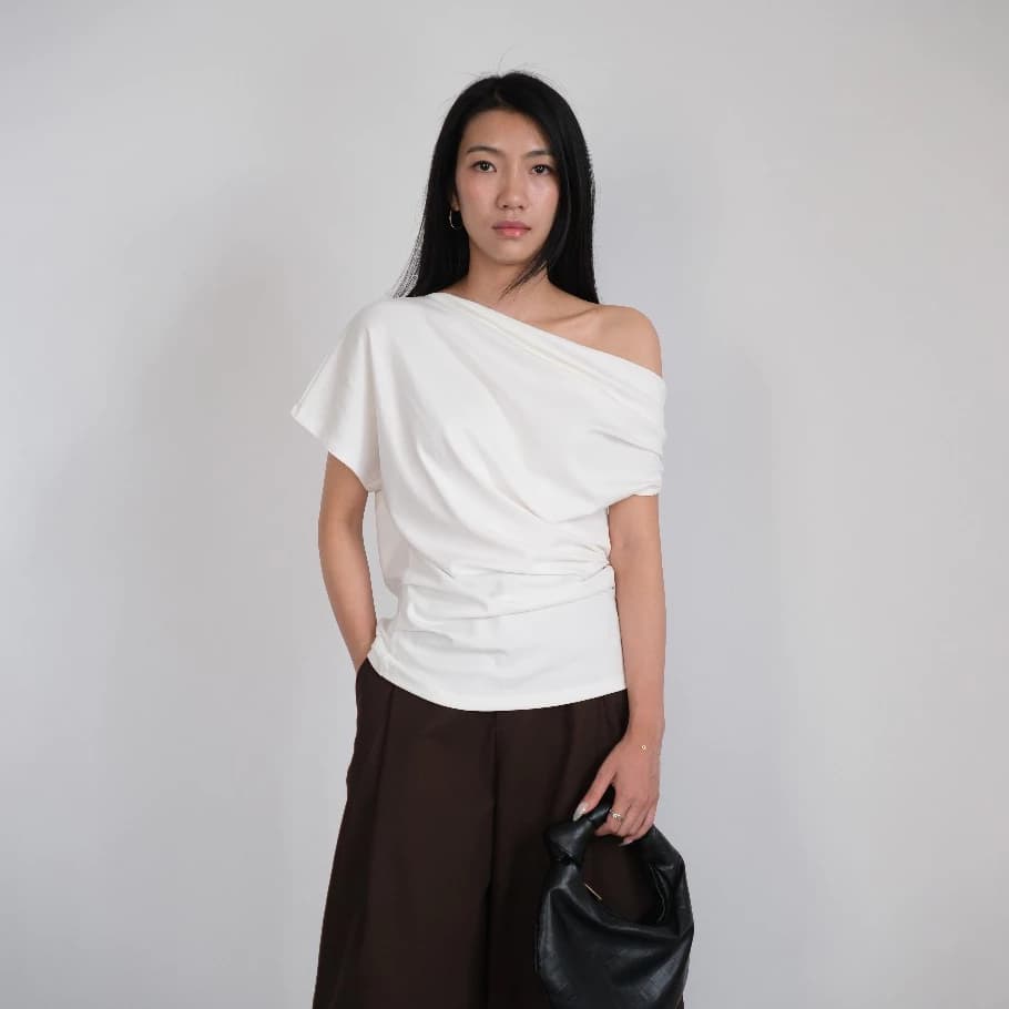 Áo Lệch Vai, Áo Thun Kiểu Đi Tiệc Chất Liệu Cotton Thoáng Mát - Nami Top - THE J STUDIO