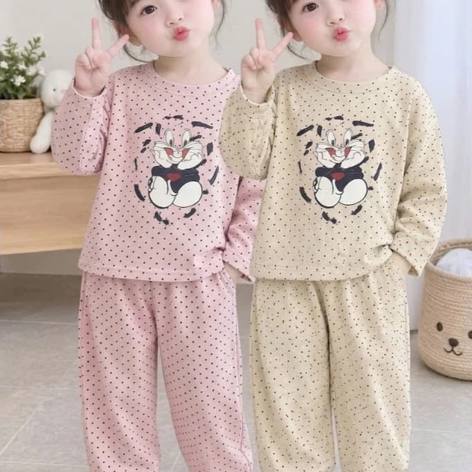 Bộ quần áo dài tay thu đông bé gái in họa tiết chấm bi hoạt hình dễ thương (ms4)