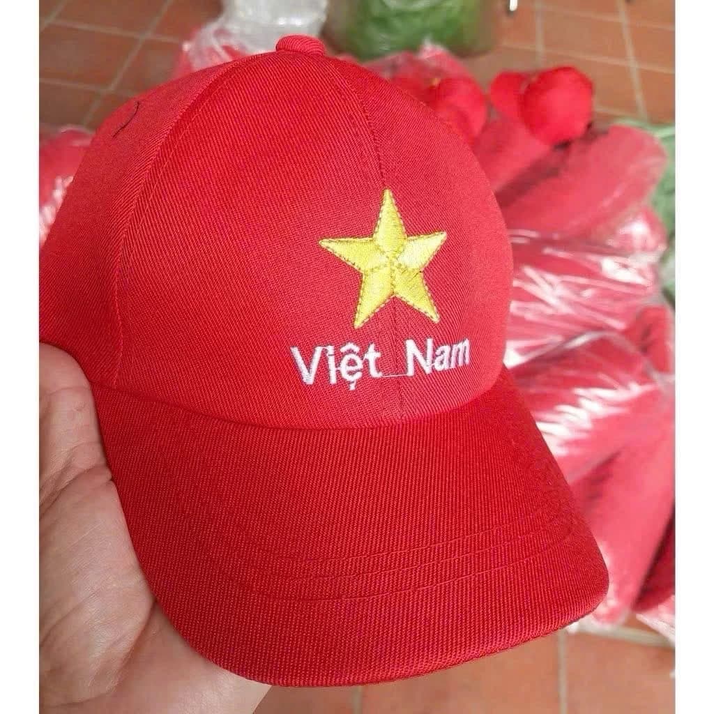 Mũ Lưỡi Chai Cờ Đỏ Sao Vàng - Mũ Thêu Sao Vàng Việt Nam Phụ Kiện Cổ Vũ Quốc Khánh 2/9