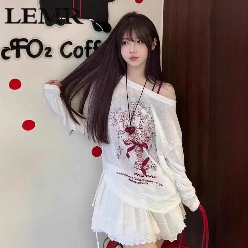 Áo thun lệch vai dài tay dành cho nữ from rộng in nơ đỏ chất cotton mềm mịn dễ phối đồ