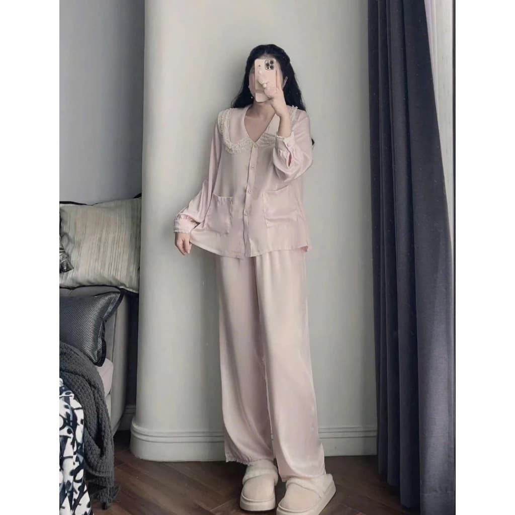 Pijama lụa mặc nhà dài tay cổ ren 3 tầng, phối cúc đá sang xịn ( mã A006)