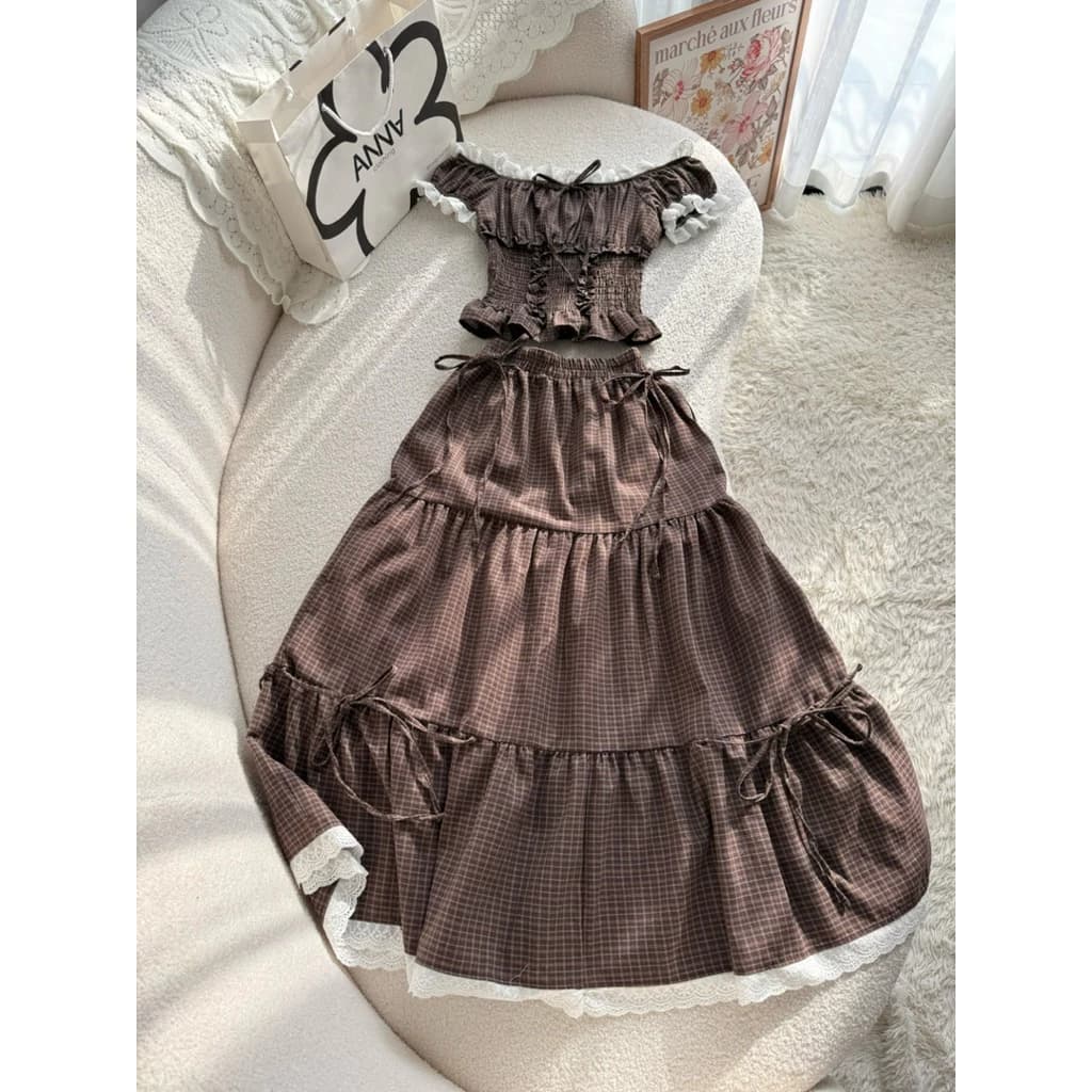 Set Bộ Hai Món Áo Trễ Vai Chân Váy Caro Dài Anna - Set Nowy