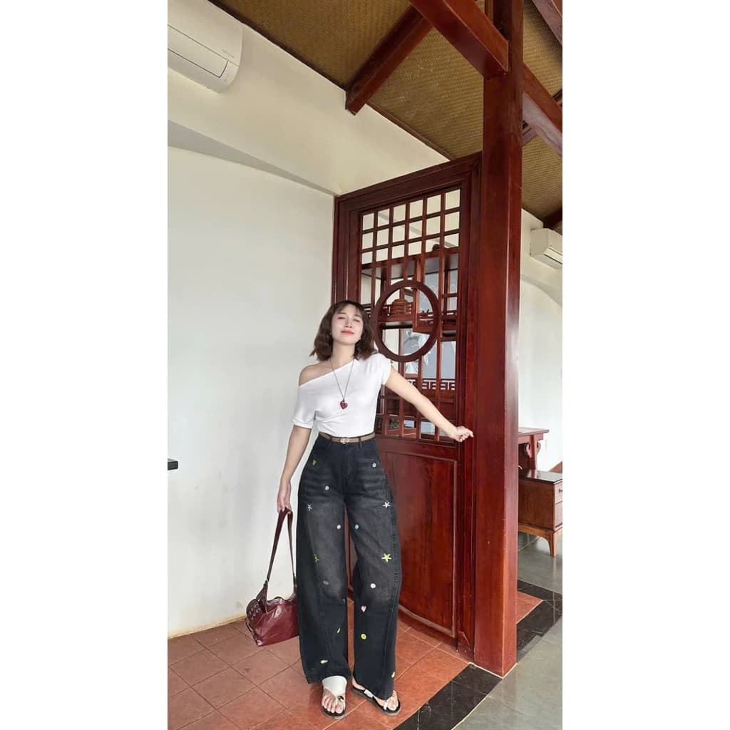 Quần jeans suông thêu họa tiết cạp cao tôn dáng,Quần bò nữ ống rộng thêu chữ nổi