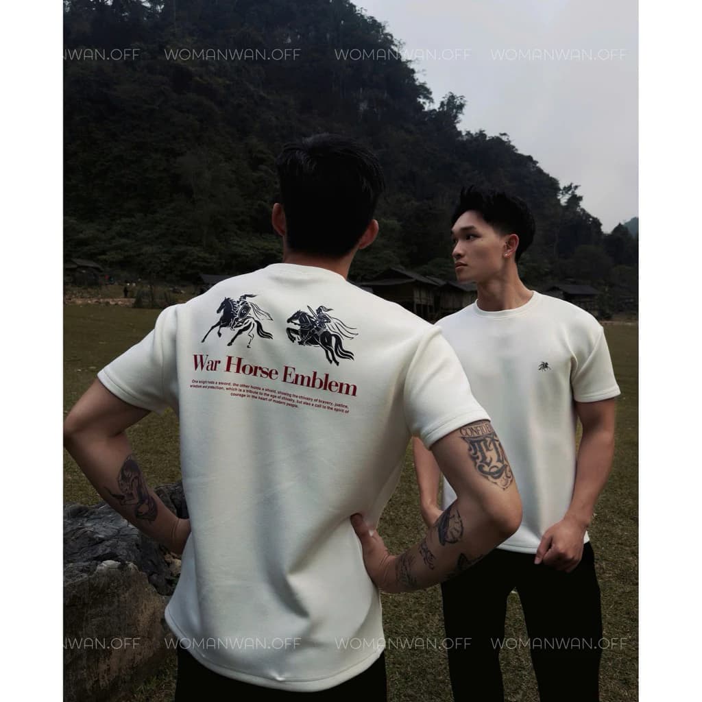 [NEW 2026] Áo Thun Cleanfit Emble War Horse – Cổ Tròn Unisex Vải Chống Nhăn Cao Cấp In PET Sắc Nét
