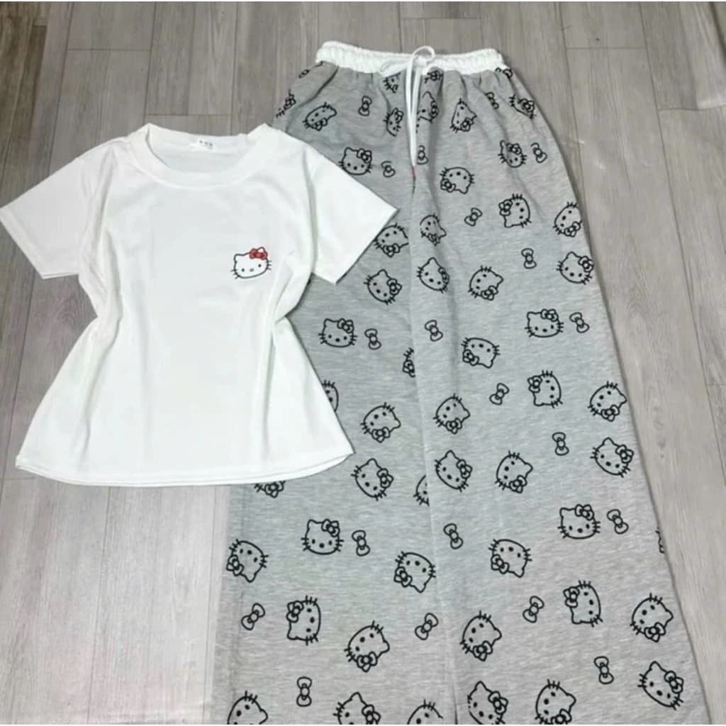 Sét Áo Crotop Logo Mèo Kitty Mix Kèm Quần Dài Cạp Trắng Mèo Kitty Chất Thun Cotton Mềm Cao Cấp