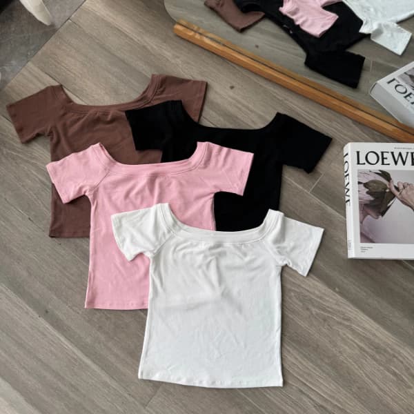 COKI Áo Thun kiểu Nữ Croptop Ngắn Tay Trễ Vai ôm body Women Freesize < 55 kg 4 Màu