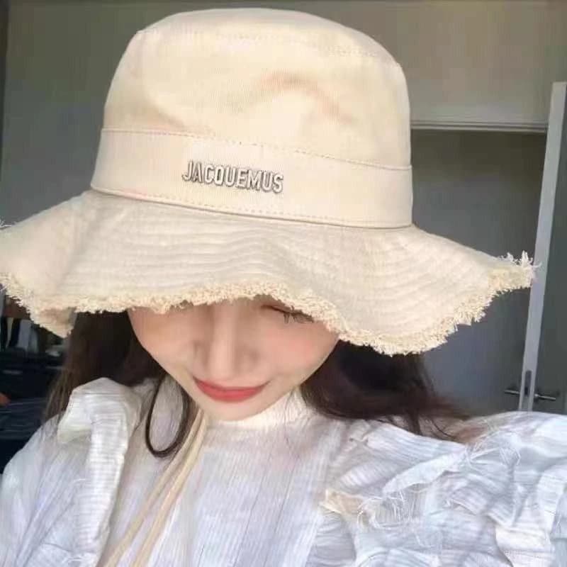 [SẴN] MŨ JACQUEMUS TAG KIM LOẠI XỊN SÒ HOTRREND ( HÀNG LOẠI 1)